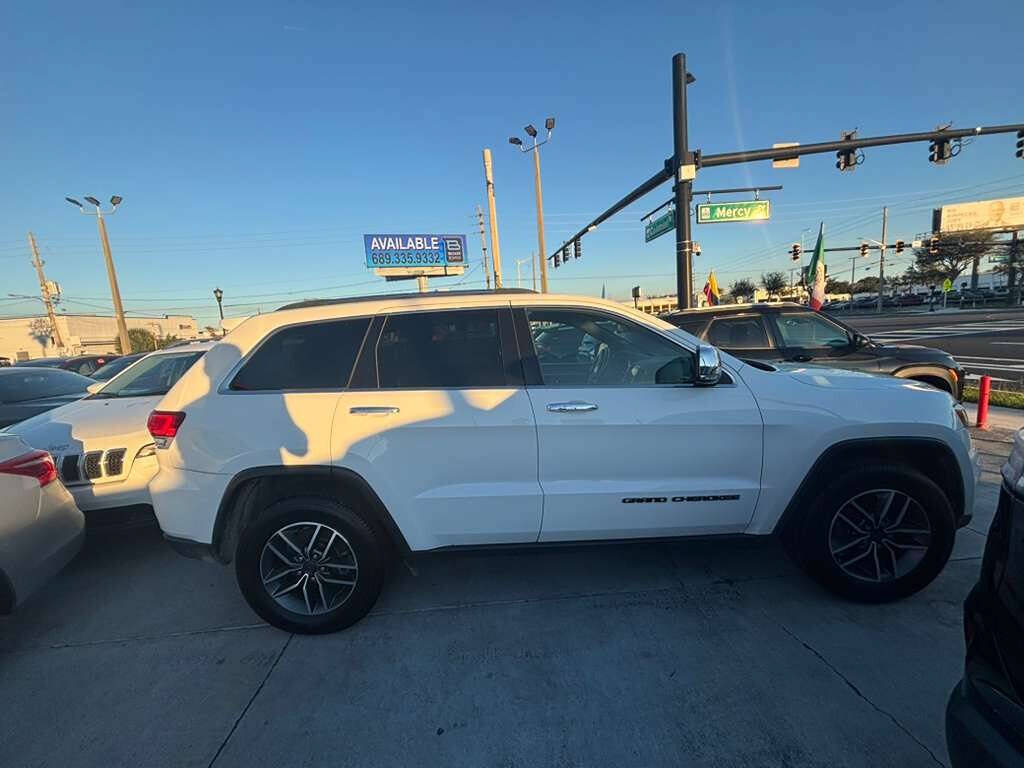 Used 2020 Jeep Grand Cherokee Limited w/ Luxury Group II RWD image 15