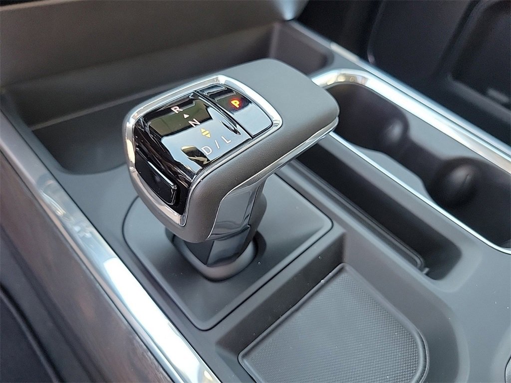 New 2026 GMC Sierra 1500 SLT w/ SLT Premium Plus Package image 28