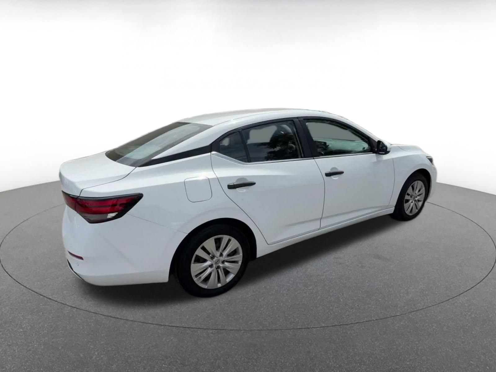 Used 2025 Nissan Sentra S FWD image 14