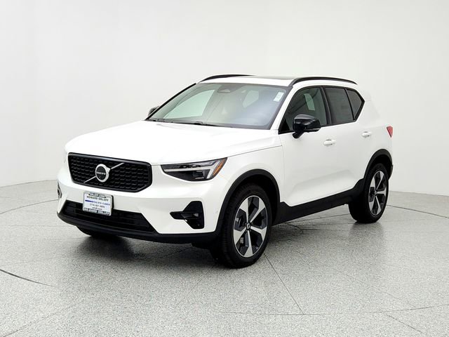 New 2026 Volvo XC40 B5 Plus w/ Protection Package Premier