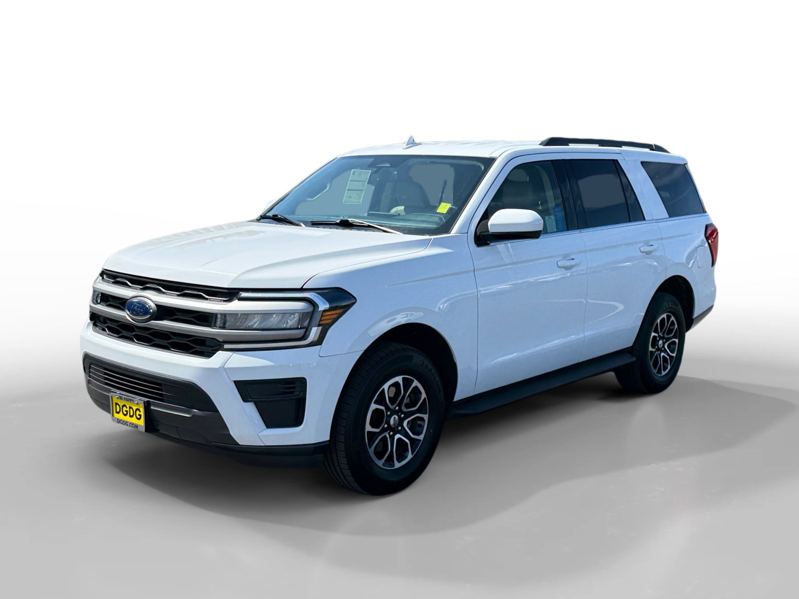 Certified 2024 Ford Expedition XLT image 1