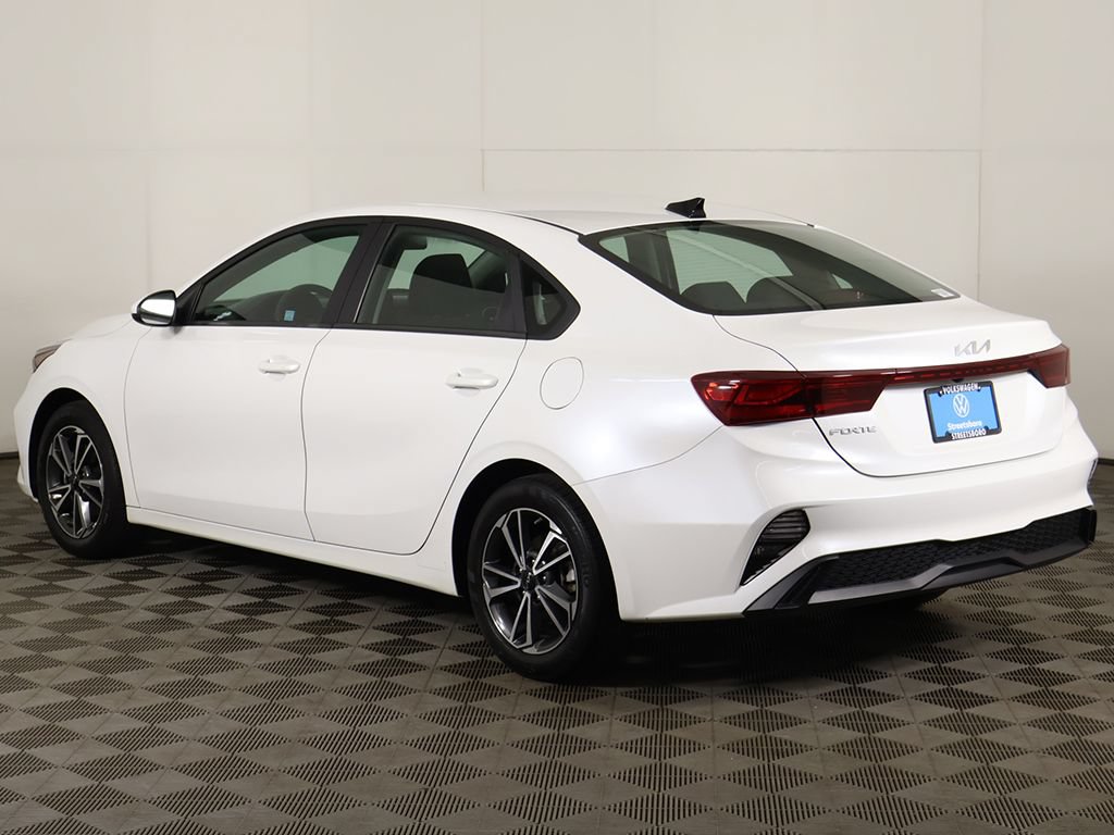 Used 2022 Kia Forte LXS FWD image 7