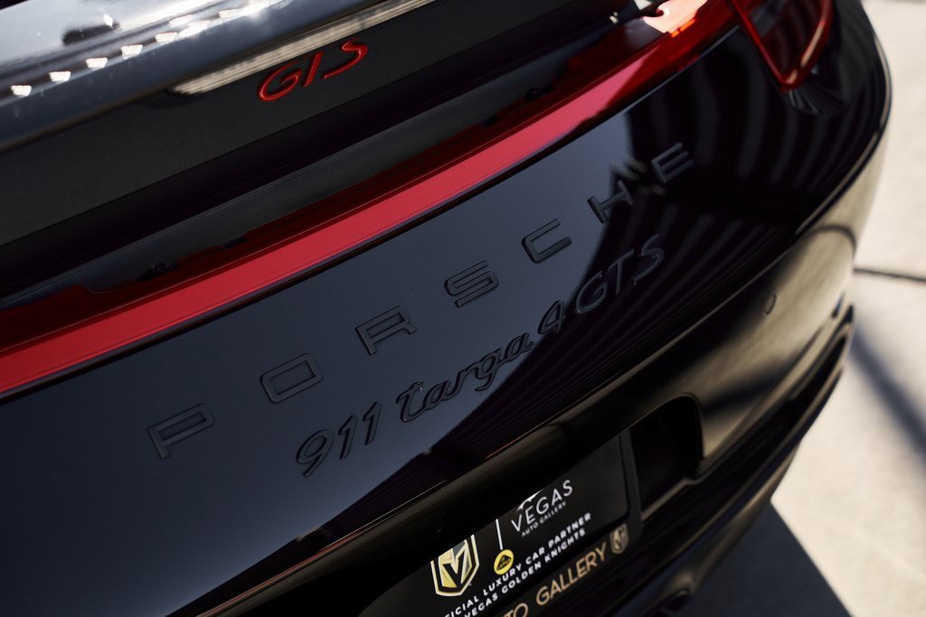 Used 2019 Porsche 911 Targa 4 GTS image 11