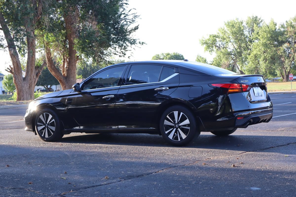 Used 2019 Nissan Altima 2.5 SV FWD image 7