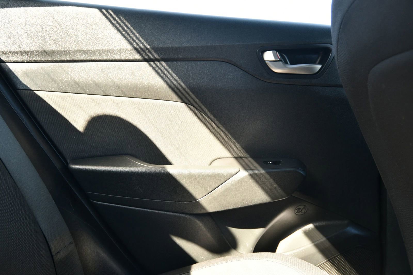 Used 2019 Hyundai Accent SE image 40