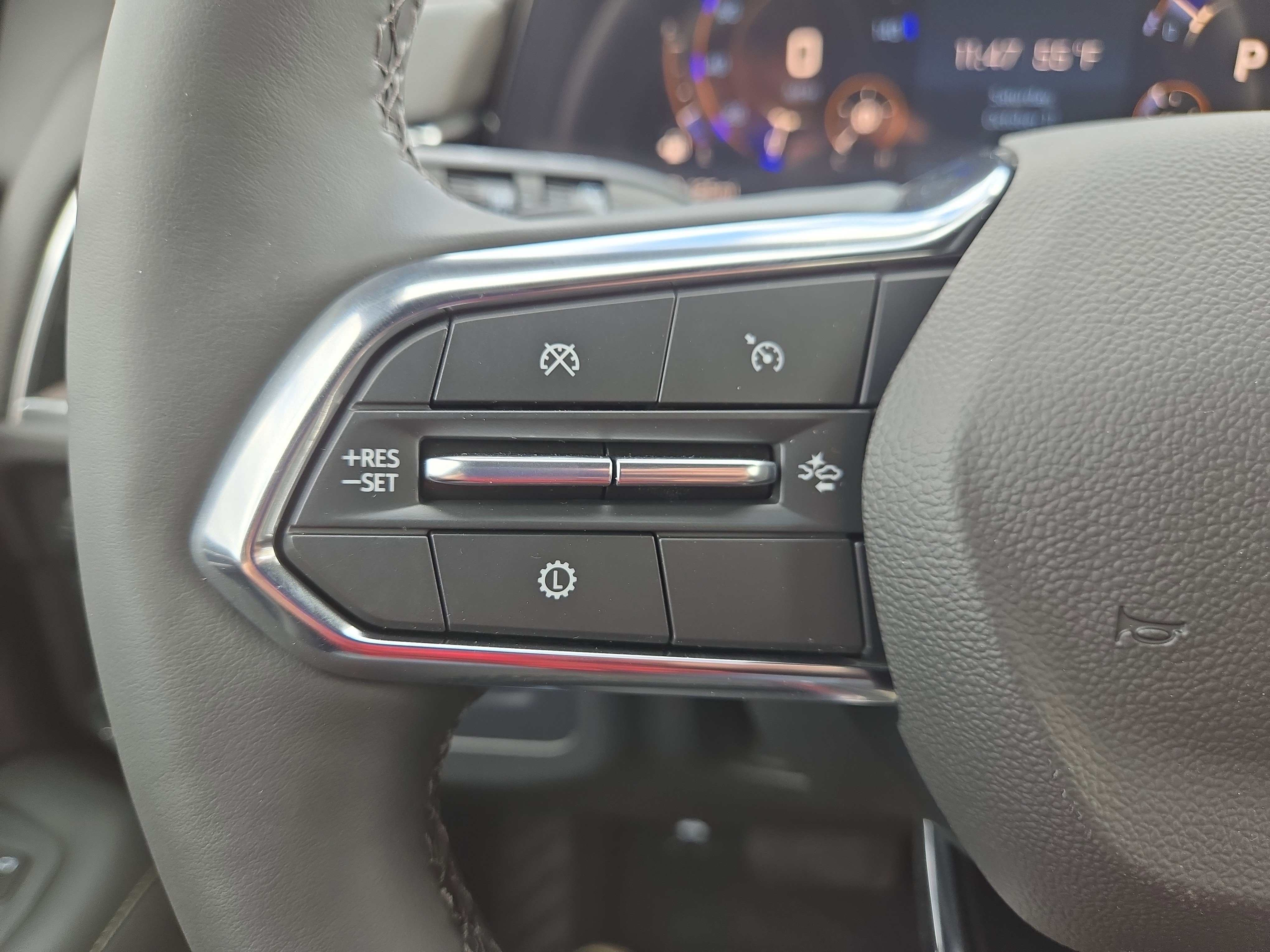 New 2026 Chevrolet Suburban Premier image 19