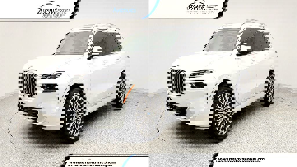 Used 2026 BMW X7 xDrive40i w/ Dynamic Handling Package image 1