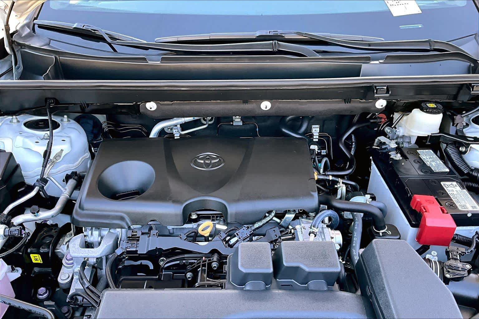 Used 2022 Toyota RAV4 XLE Premium FWD image 30