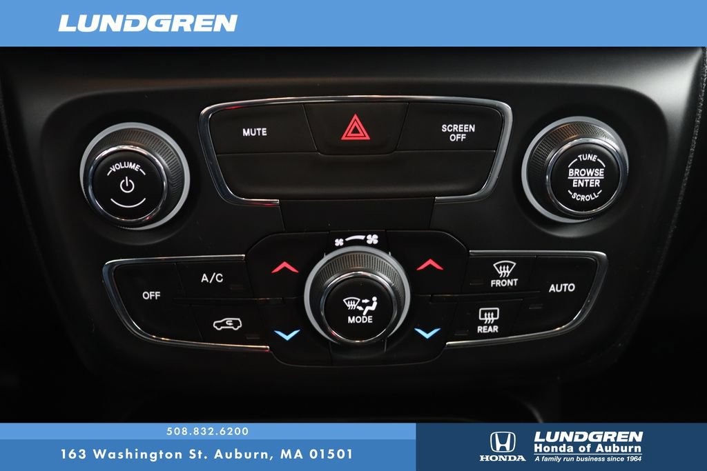 Used 2020 Jeep Compass Limited AWD/4WD image 25