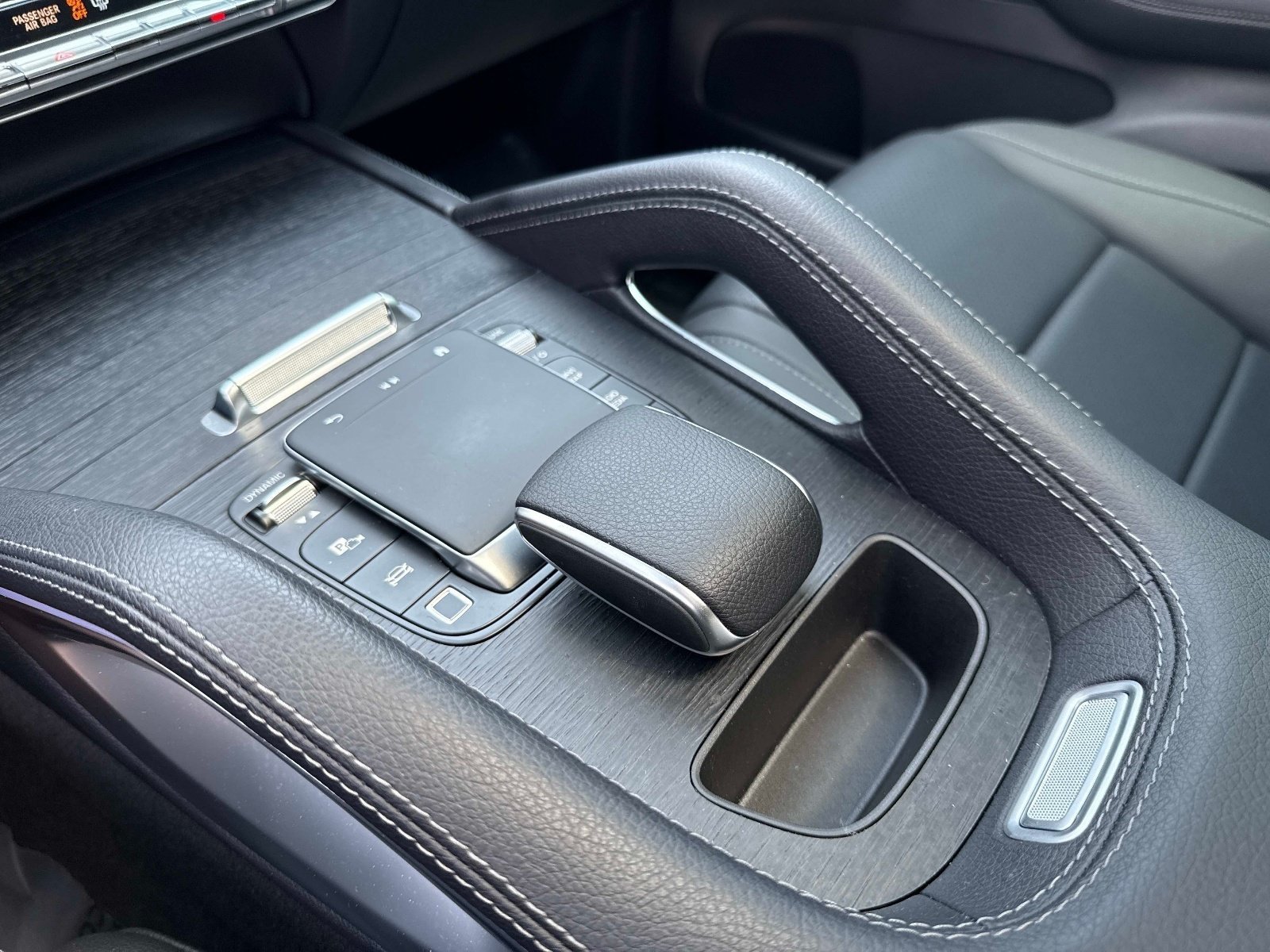 Certified 2025 Mercedes-Benz GLE 450e 4MATIC image 26