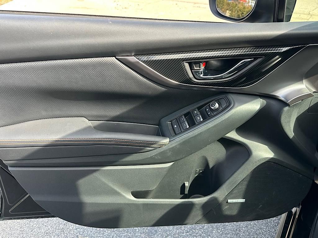 Used 2020 Subaru Crosstrek 2.0i Limited w/ Moonroof Package w/Navigation image 17