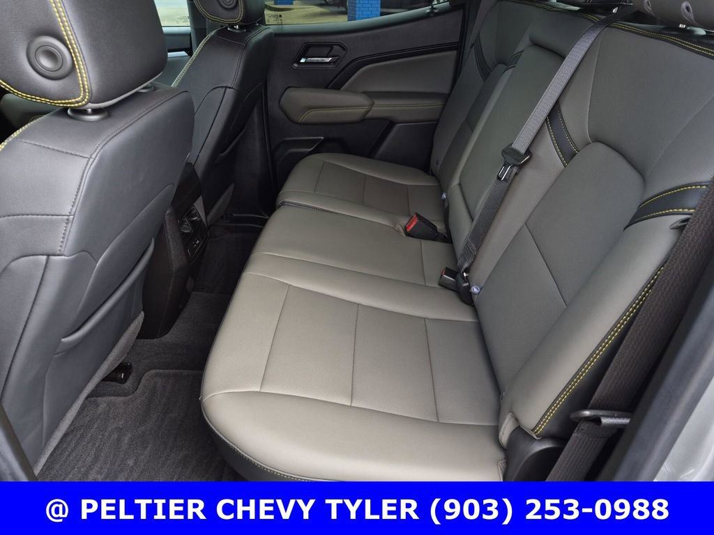 Used 2024 Chevrolet Colorado ZR2 w/ ZR2 Convenience Package III image 39