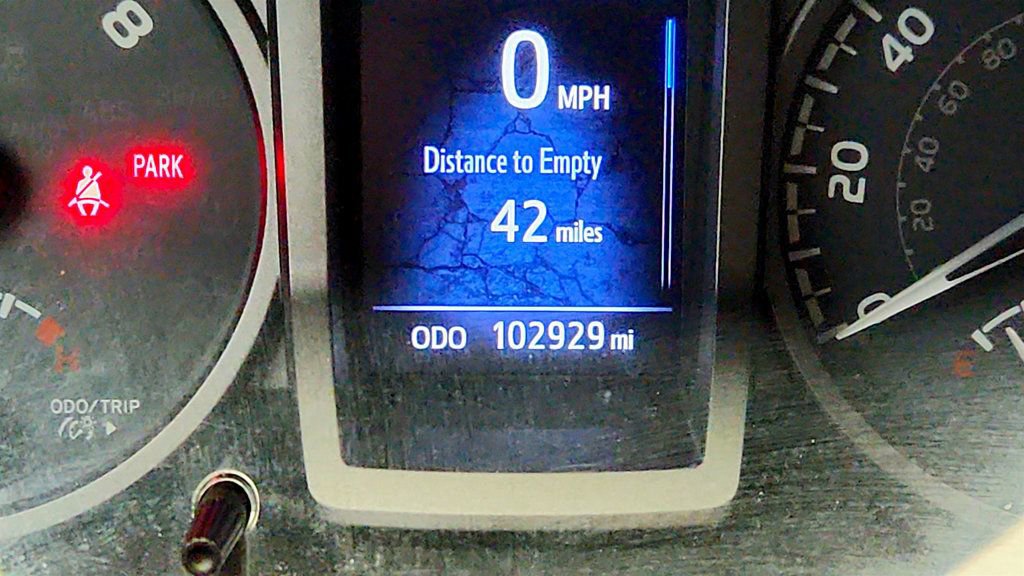 Used 2016 Toyota Tacoma TRD Sport w/ Towing Package image 15