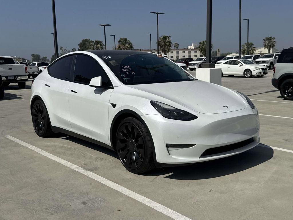 Used 2022 Tesla Model Y Performance image 11