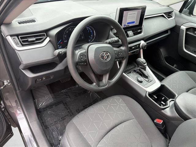 Used 2024 Toyota RAV4 XLE AWD/4WD image 14