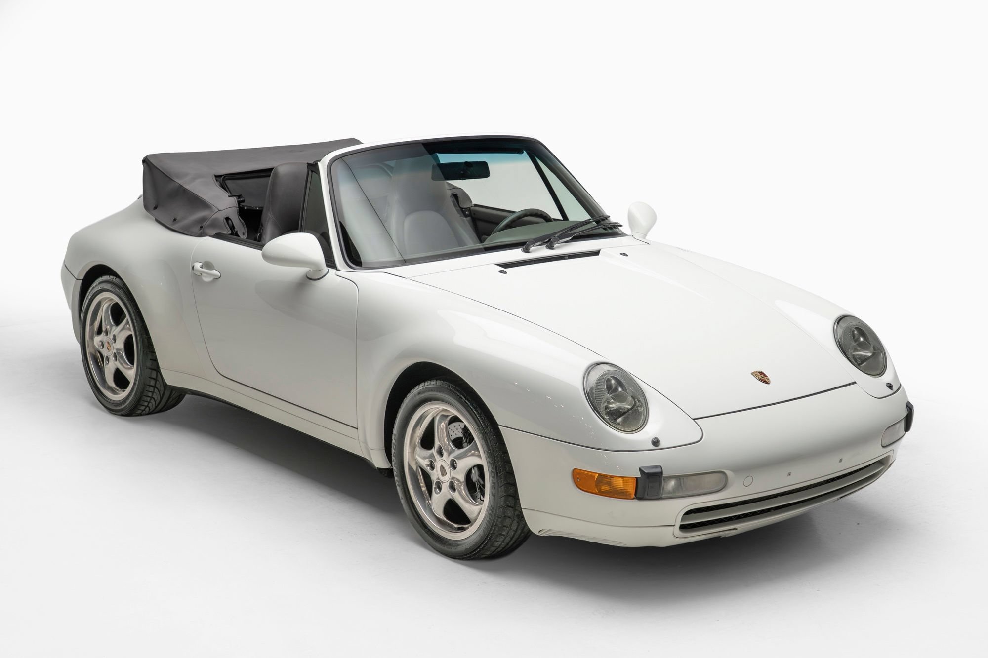 Used 1995 Porsche 911 Carrera RWD image 6