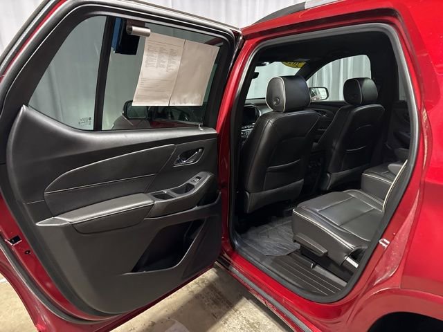 Used 2022 Chevrolet Traverse Premier w/ LPO, Floor Liner Package AWD/4WD image 24