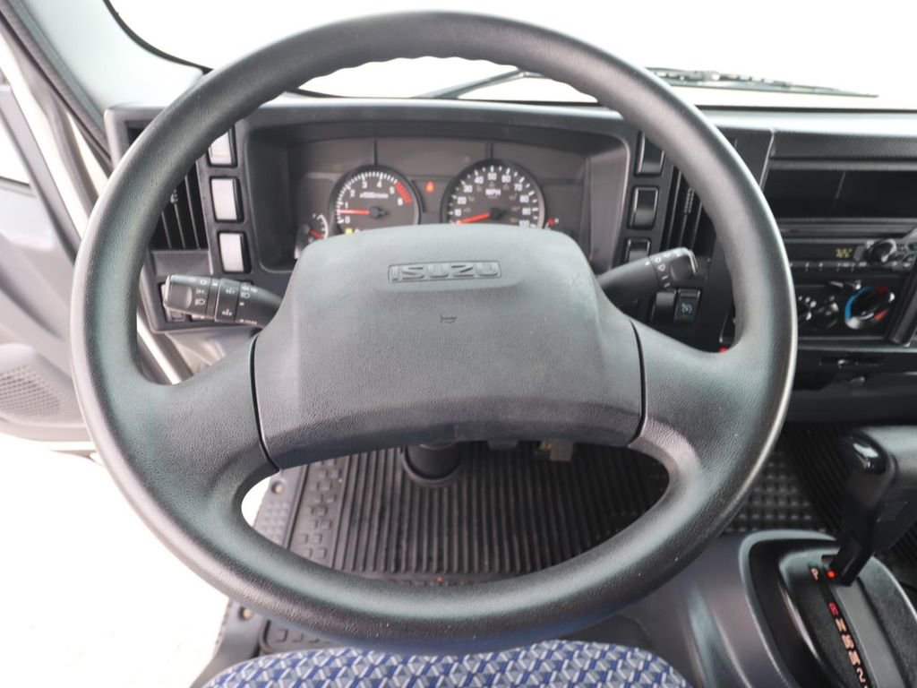 Used 2024 Isuzu NPR image 20