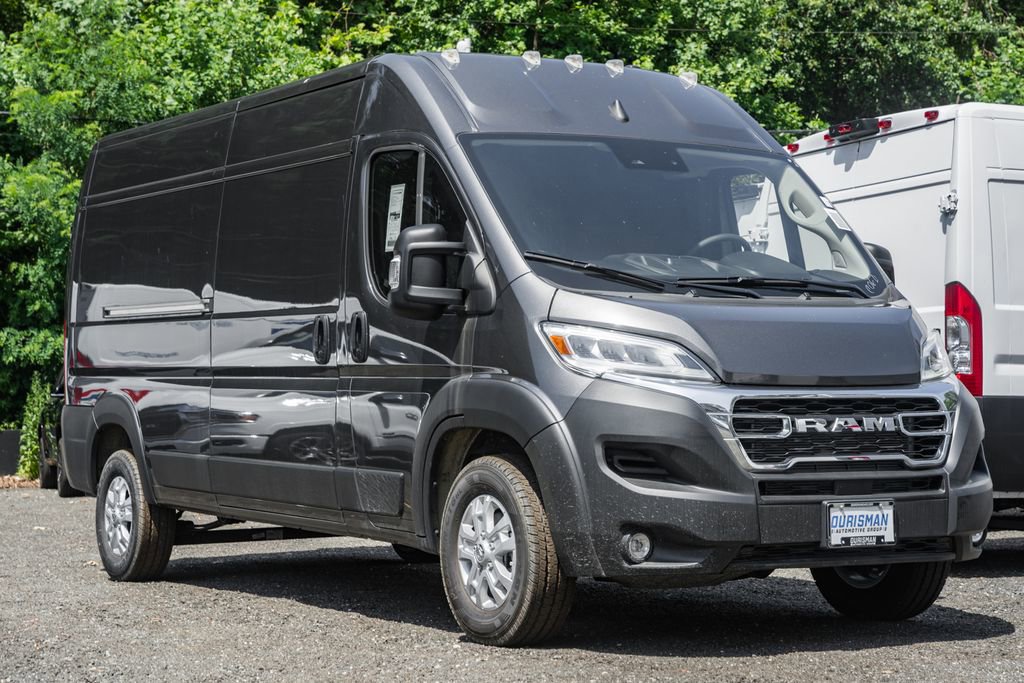 New 2025 RAM ProMaster 3500 w/ Quick Order Package 22G SLT image 1