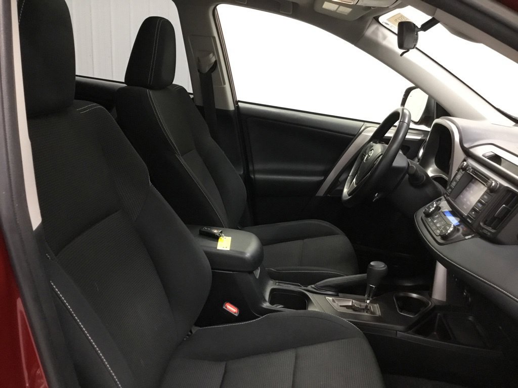 Used 2018 Toyota RAV4 XLE w/ Plus Extra Value Package AWD/4WD image 48