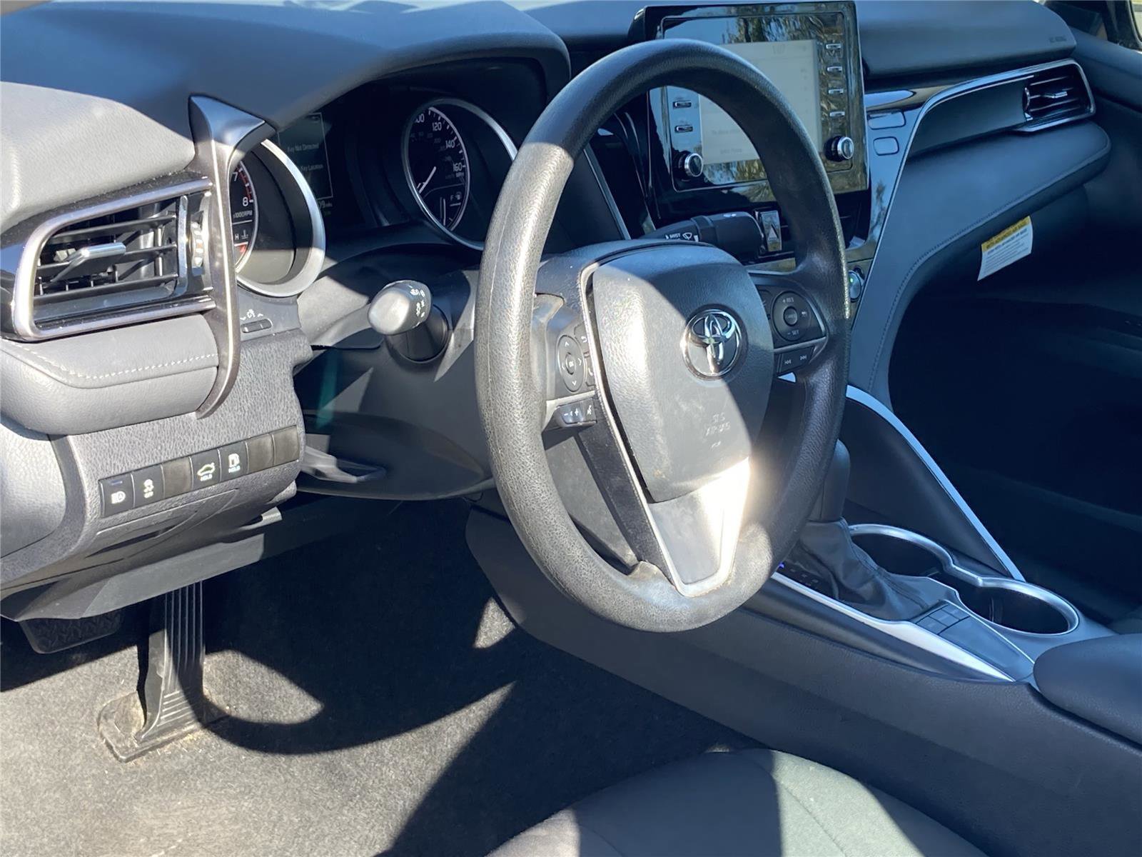 Used 2024 Toyota Camry LE image 10