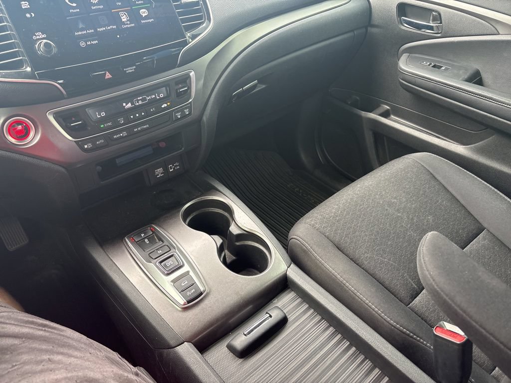 Used 2021 Honda Passport Sport image 22