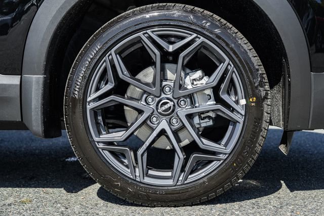 New 2026 Nissan Kicks SR w/ SR Premium Package image 19