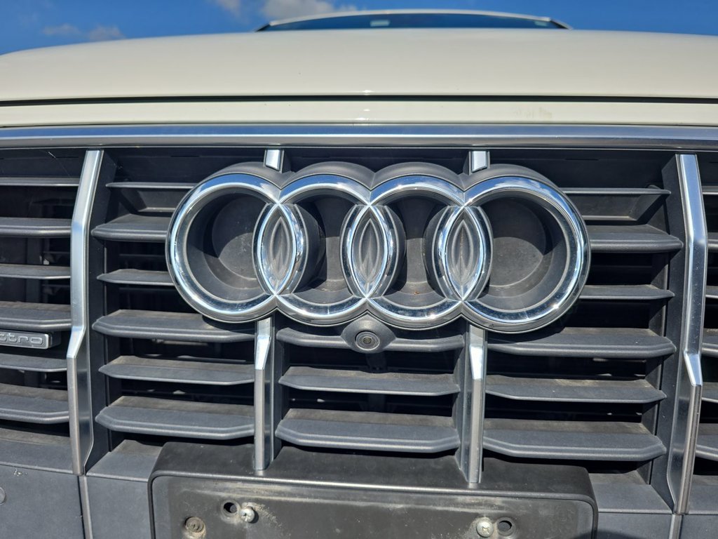 Used 2021 Audi Q7 3.0T Premium AWD/4WD image 38