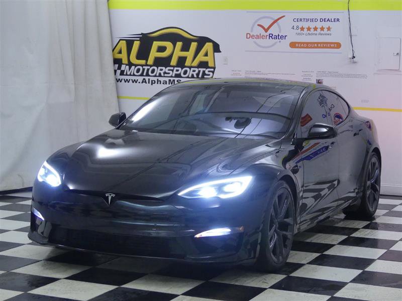 Used 2022 Tesla Model S Plaid image 3