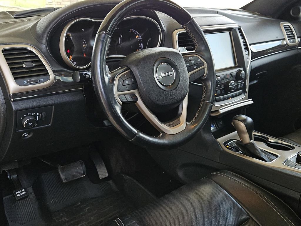 Used 2016 Jeep Grand Cherokee Overland image 27