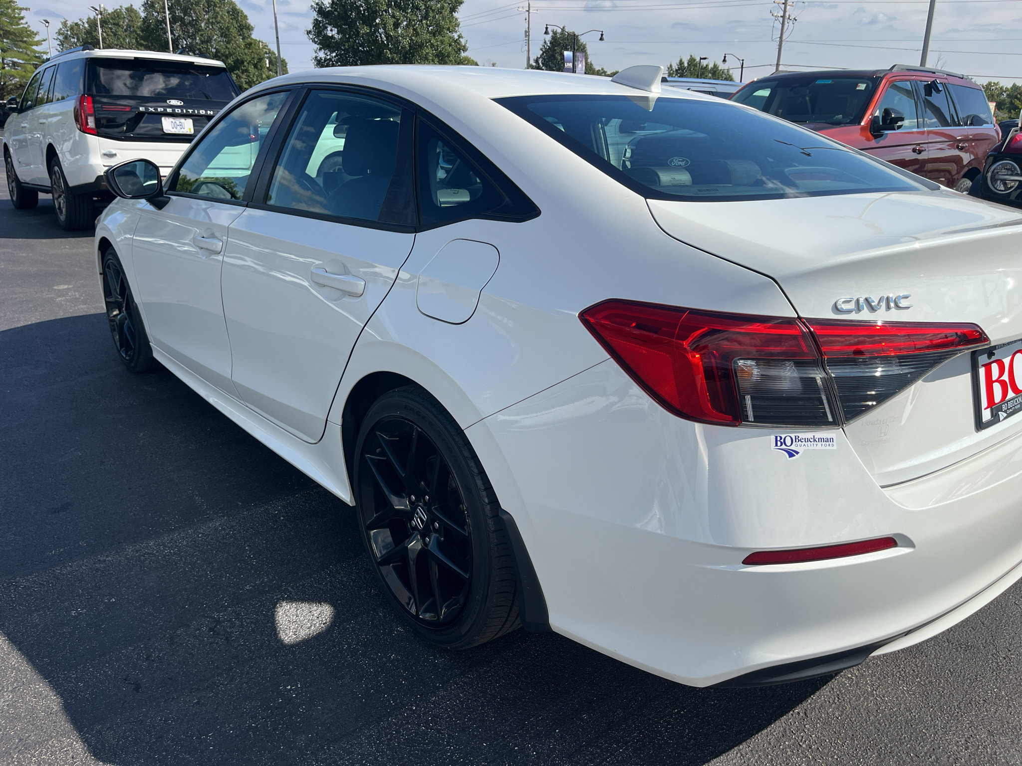 Used 2023 Honda Civic Sport image 8