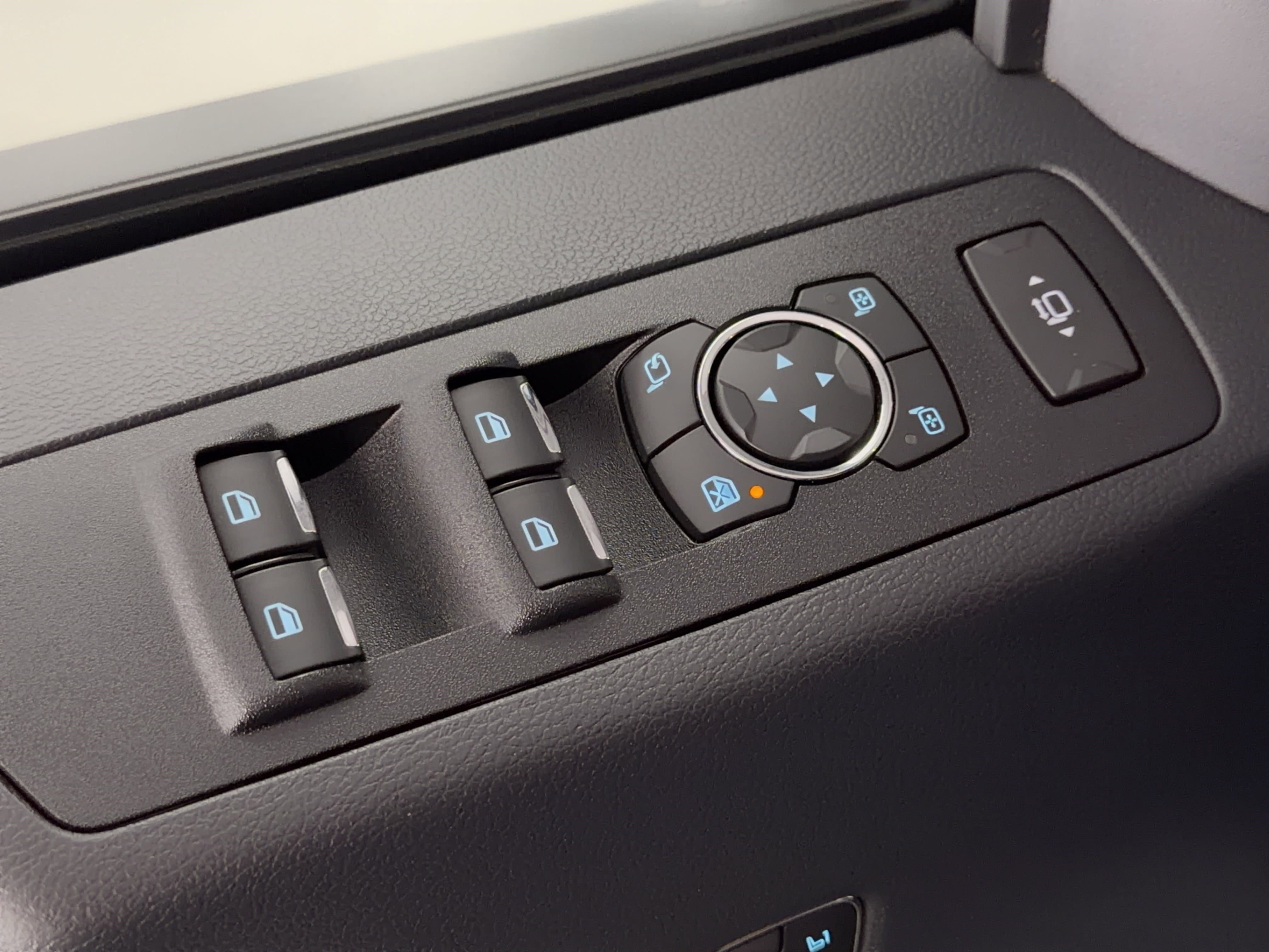 Used 2022 Ford F250 Lariat w/ Tremor Off-Road Package image 15