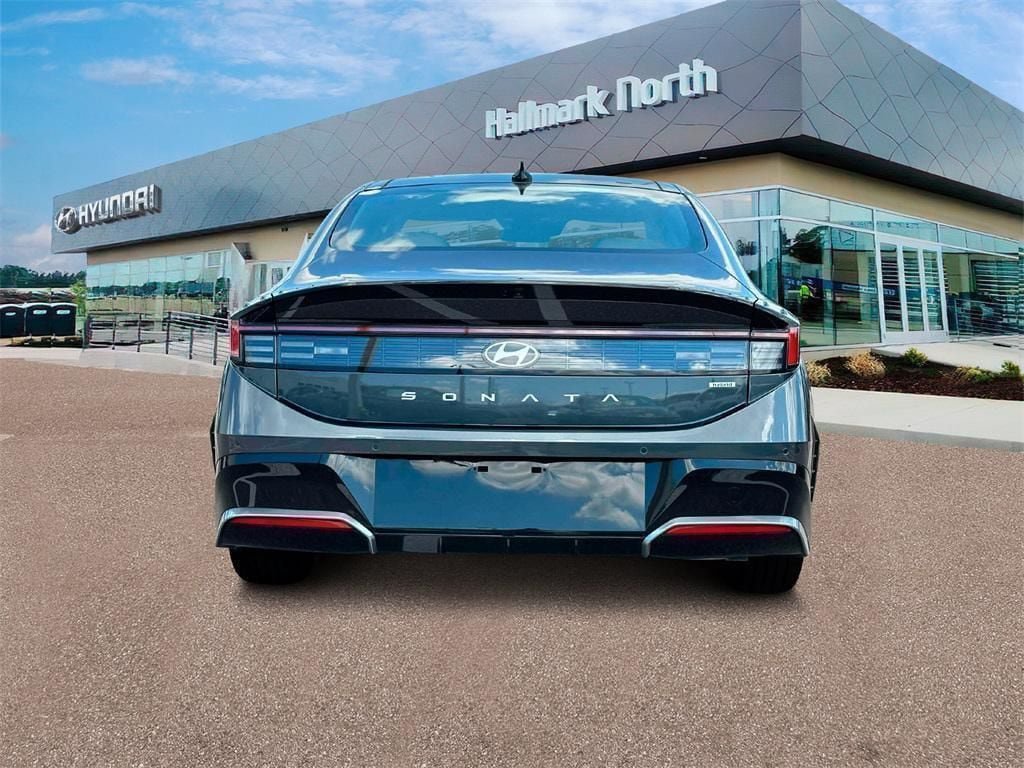 New 2025 Hyundai Sonata Limited FWD image 6