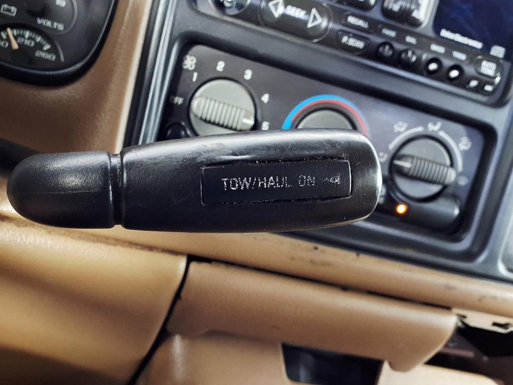 Used 2000 Chevrolet Silverado 1500 LS AWD/4WD image 19