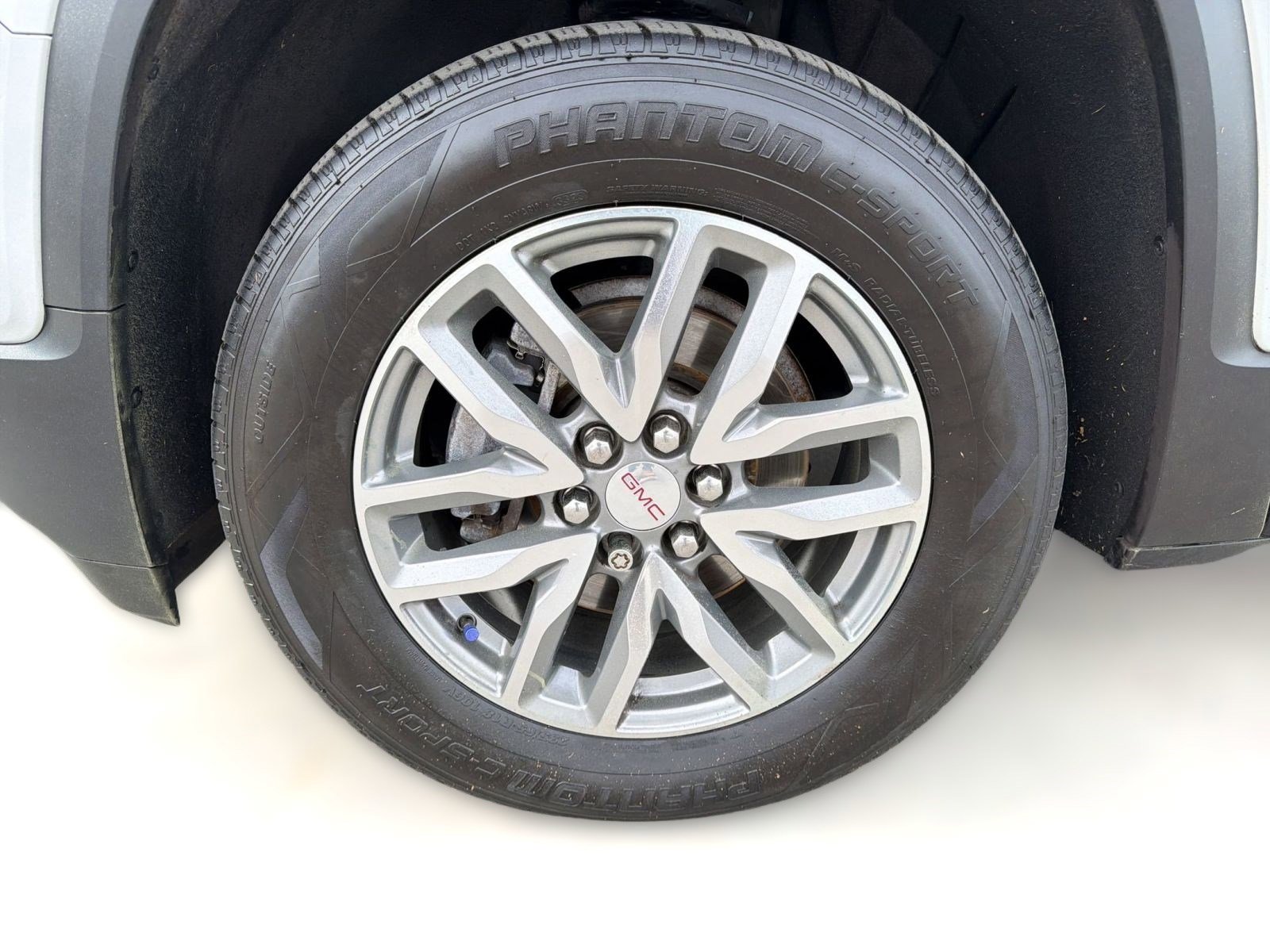 Used 2017 GMC Acadia SLE image 12