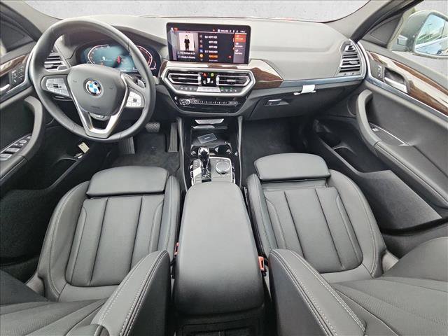 Used 2025 BMW X4 xDrive30i image 17