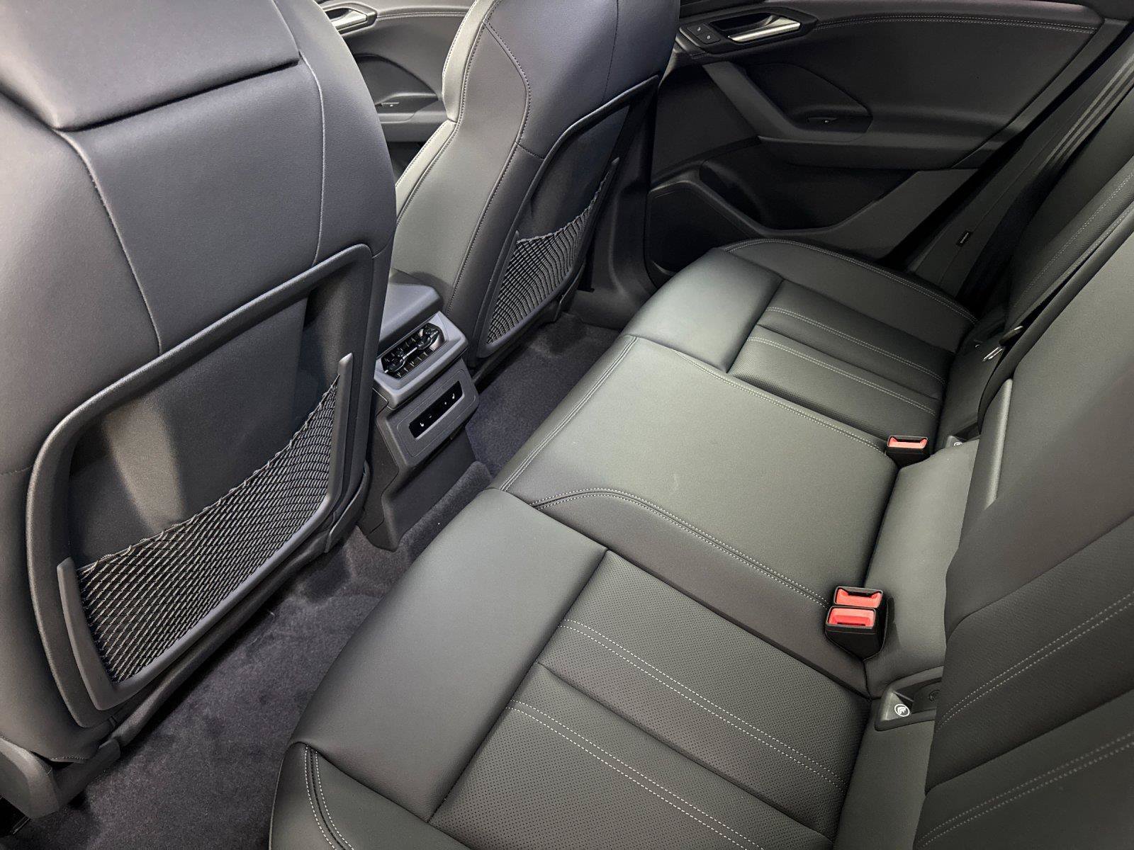 New 2027 Audi SQ6 e-tron Premium Plus AWD/4WD image 11