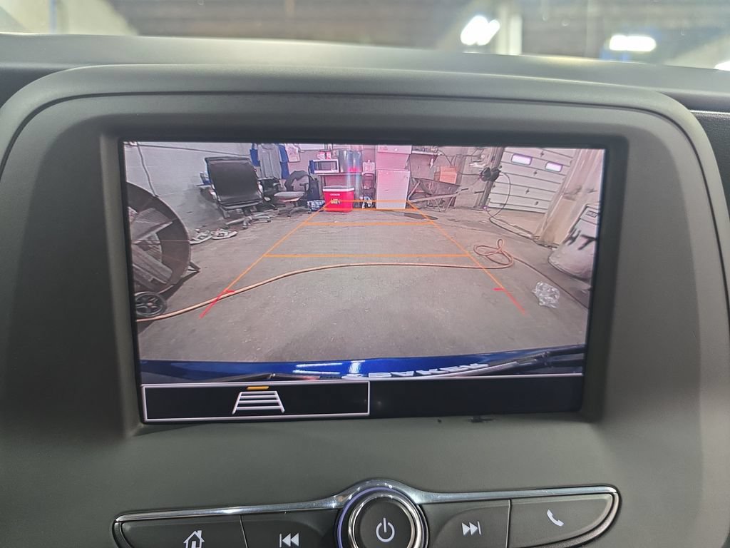 Used 2021 Chevrolet Camaro LT RWD image 22