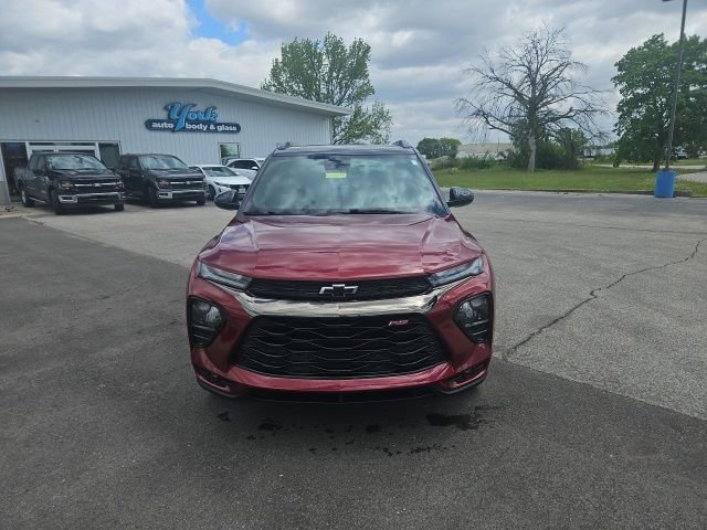 Used 2023 Chevrolet TrailBlazer RS w/ Convenience Package FWD image 3