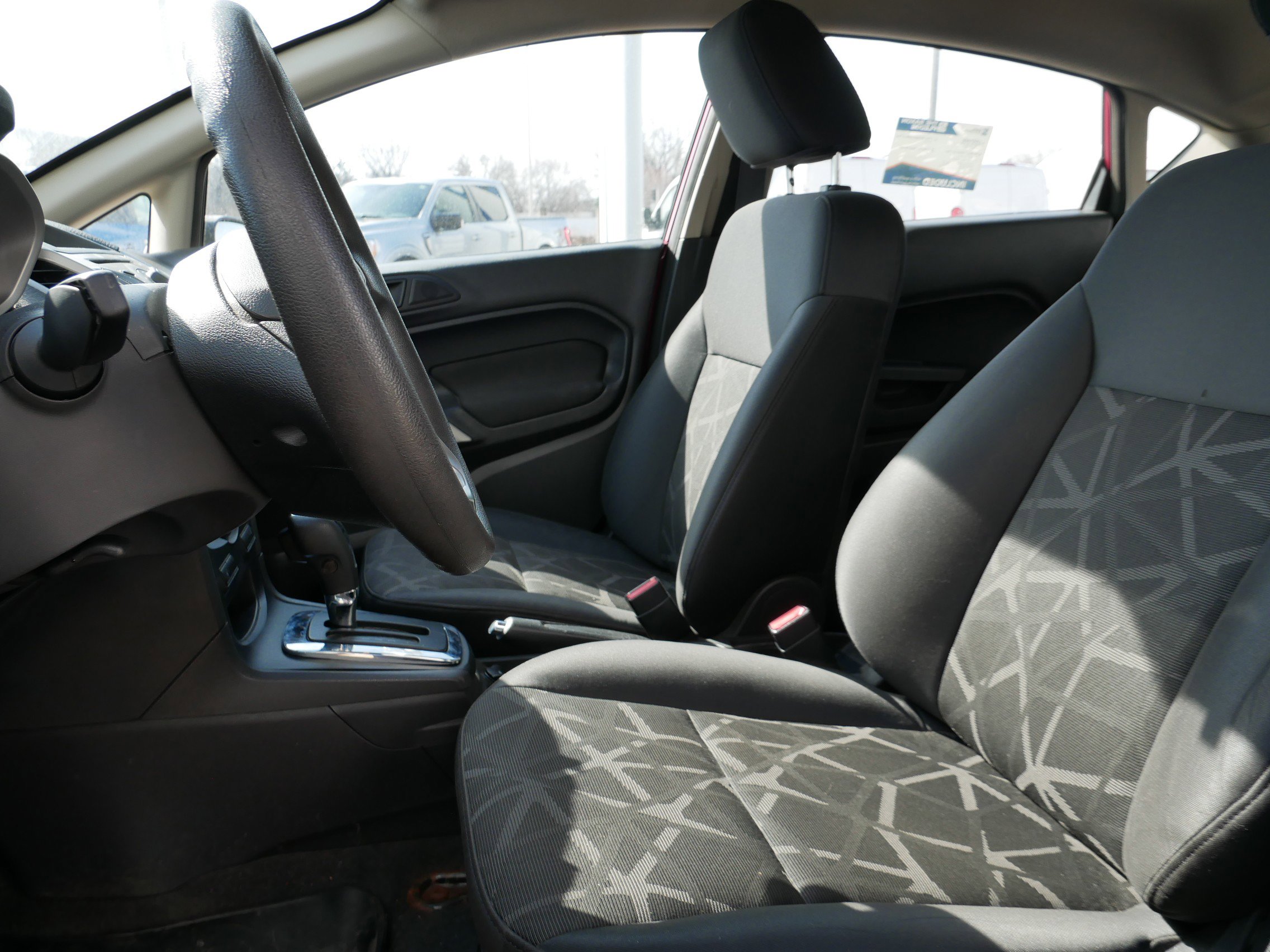 Used 2011 Ford Fiesta SE w/ 203A Rapid Spec Order Code image 6