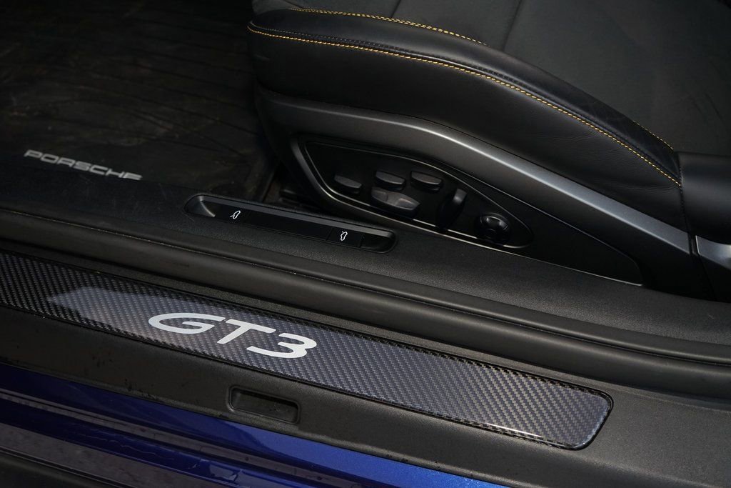 Used 2023 Porsche 911 GT3 image 29