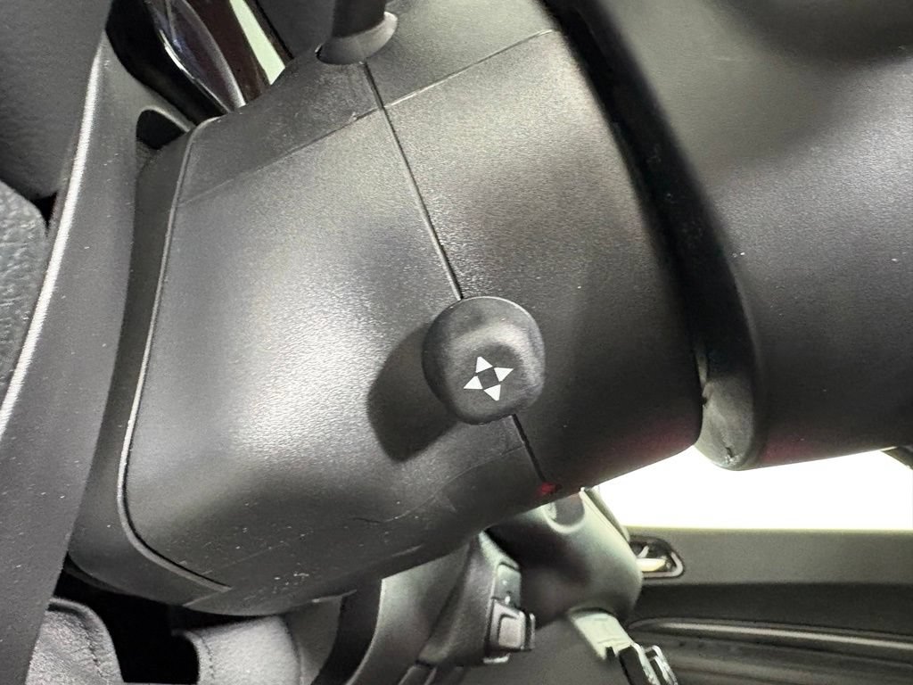 Used 2024 Dodge Durango GT RWD image 21