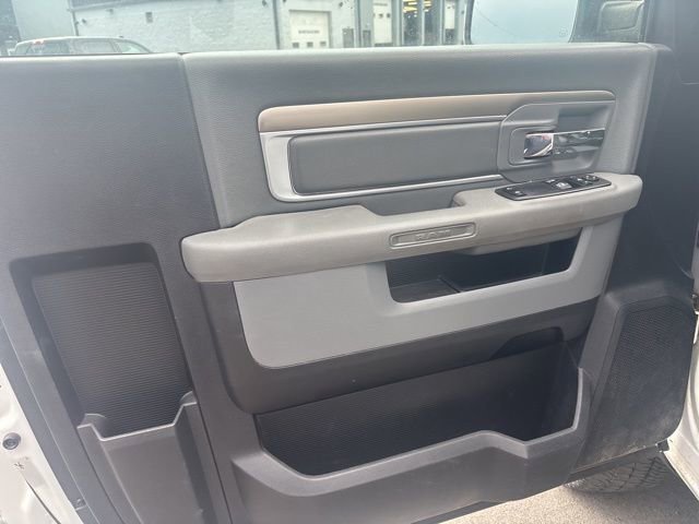 Used 2016 RAM 2500 Tradesman w/ Chrome Appearance Group image 18