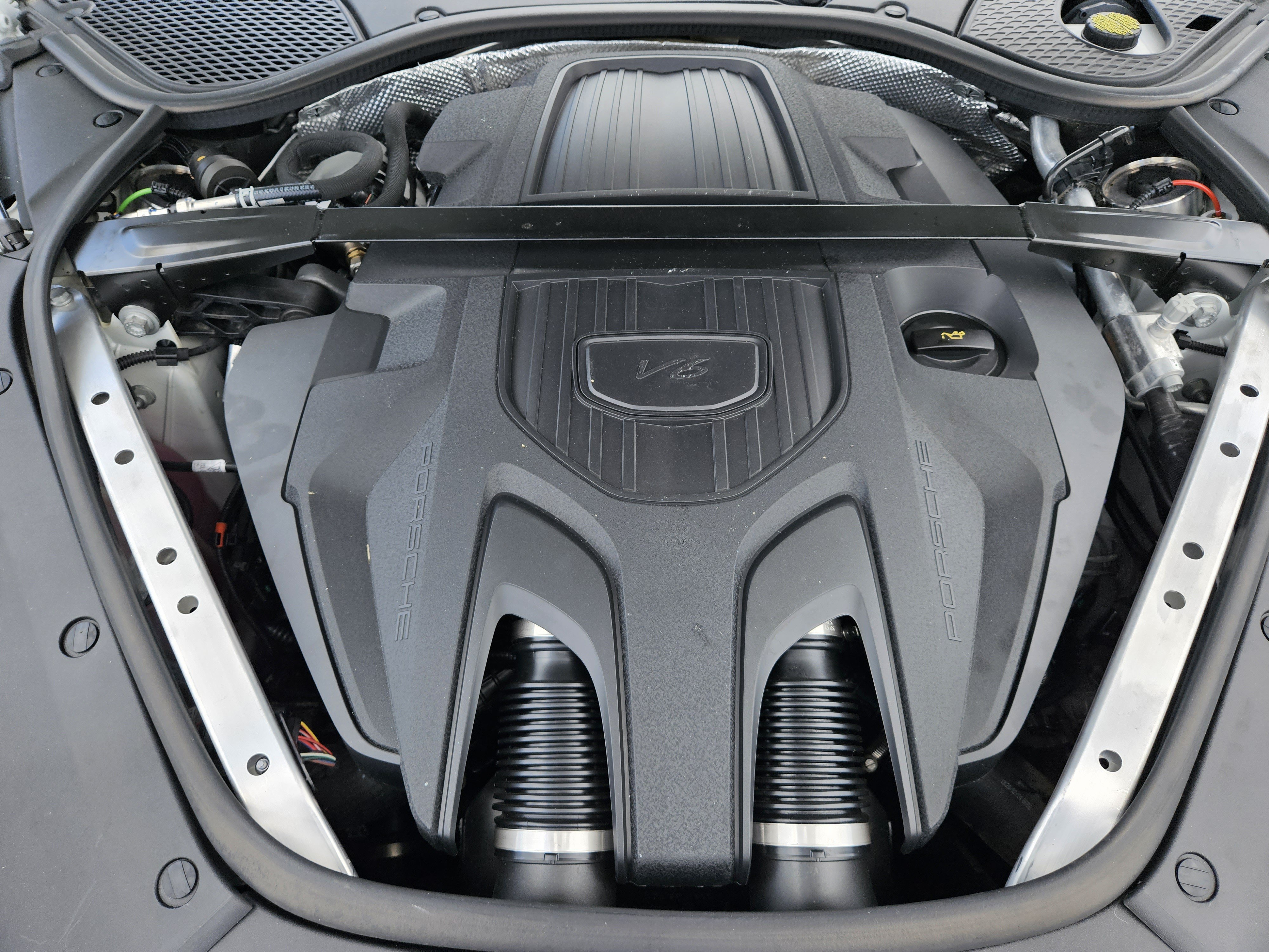 Certified 2024 Porsche Panamera 4 AWD/4WD image 30