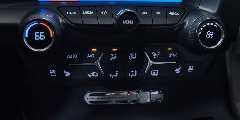 Used 2019 Chevrolet Corvette Grand Sport RWD image 7