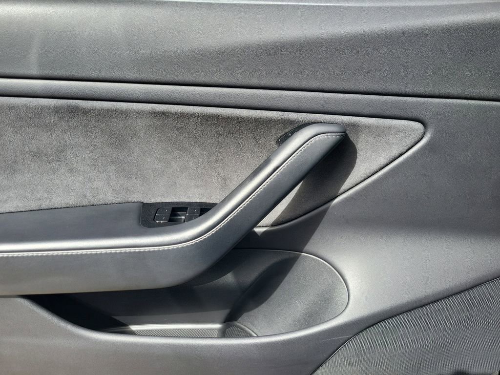 Used 2019 Tesla Model 3 Long Range image 9