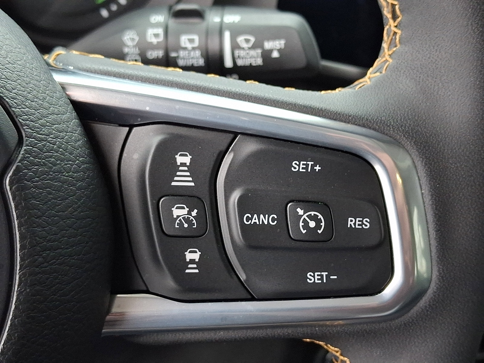 Used 2024 Jeep Wrangler Sahara w/ Safety Group image 22