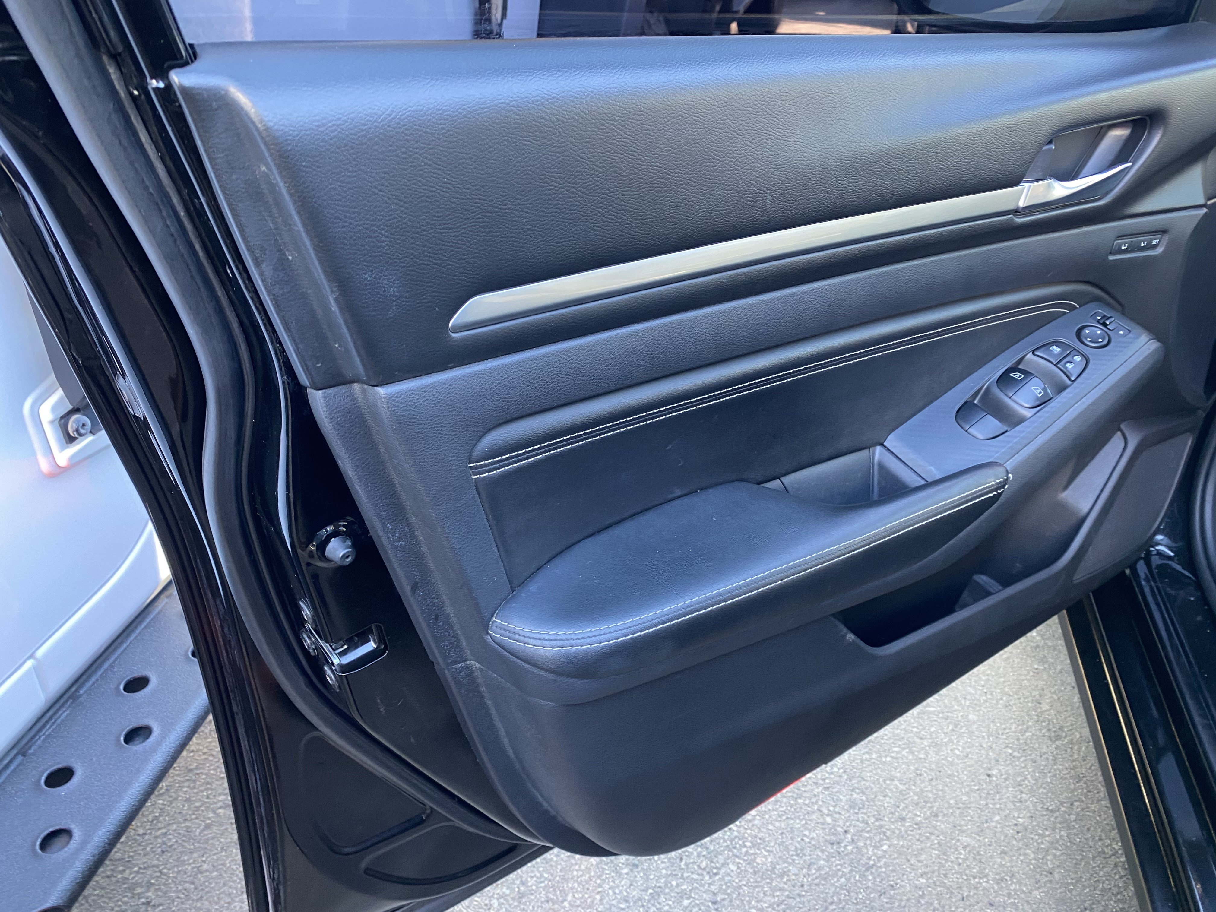 Used 2019 Nissan Altima 2.5 Platinum FWD image 7