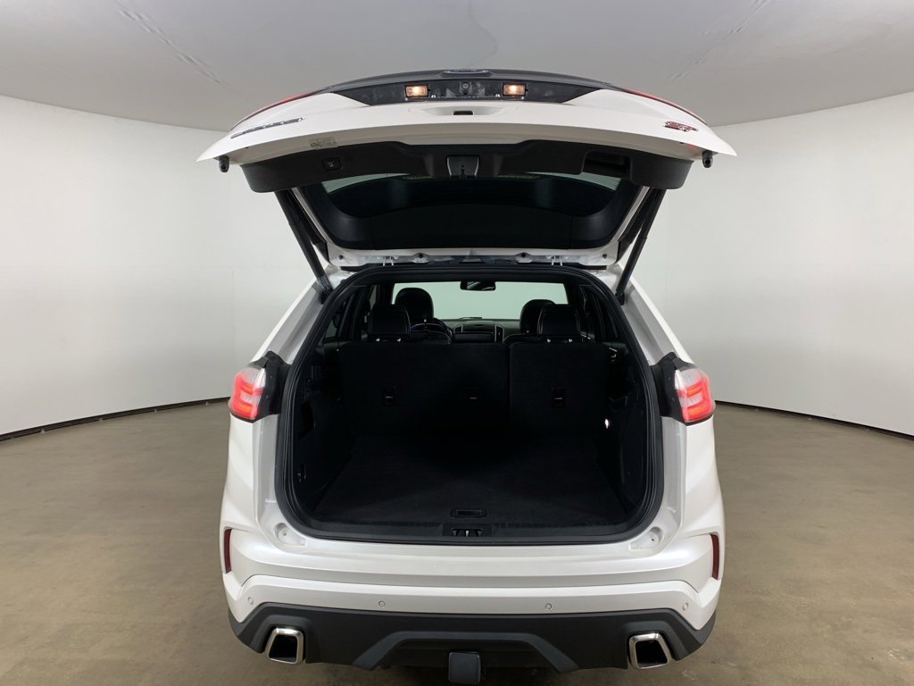 Used 2019 Ford Edge ST w/ Convenience Package image 12