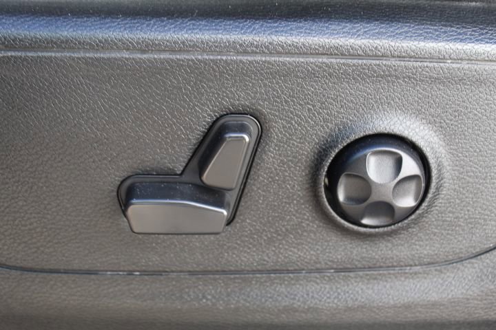 Used 2021 RAM 1500 Big Horn image 16